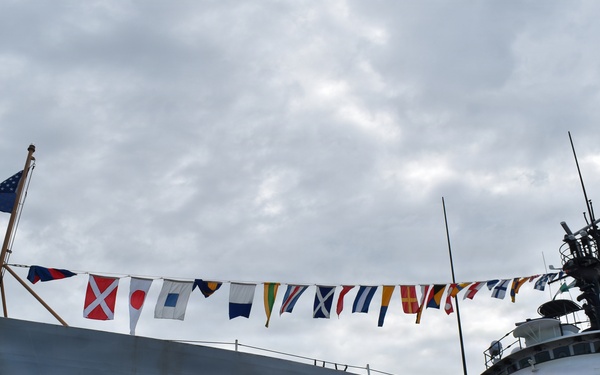 Coast Guard Cutter Reliance holds change of command ceremony