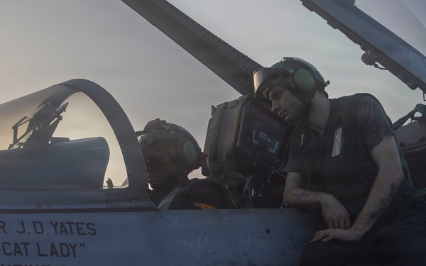 Abraham Lincoln Conducts Flight Deck Operations