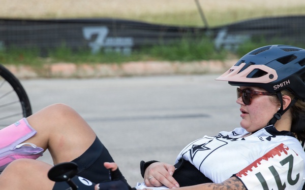 Field Artillery Officer Excels Through Resilience at Warrior Games 2026