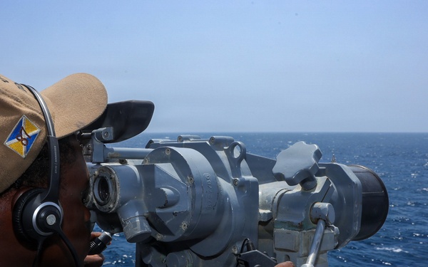 USS Mason Conducts Bridge Ops