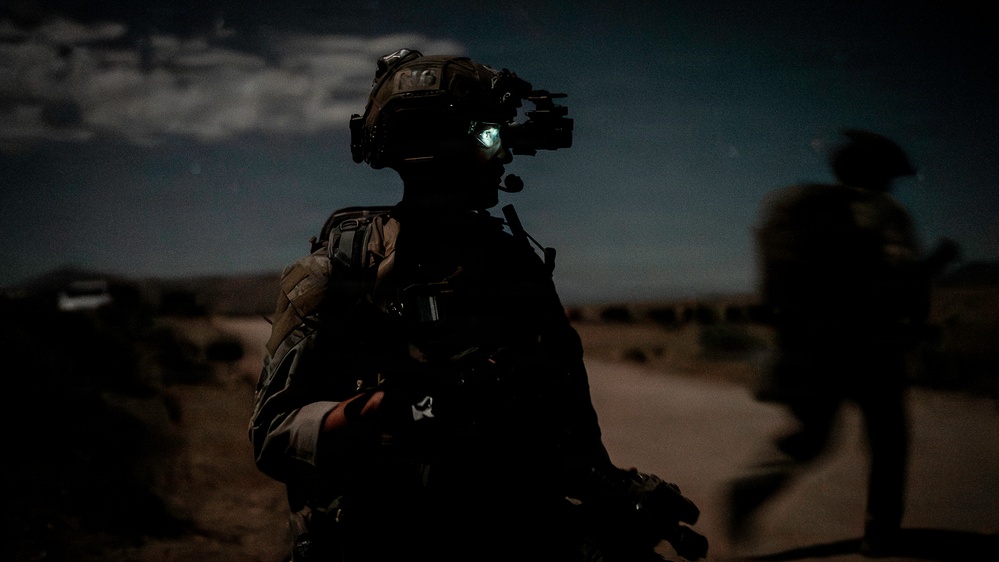EOD Technicians Conduct a Night Drill