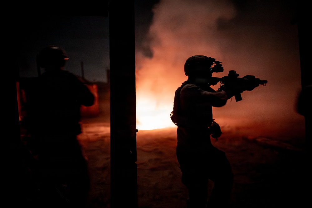 EOD Technicians Conduct a Night Drill