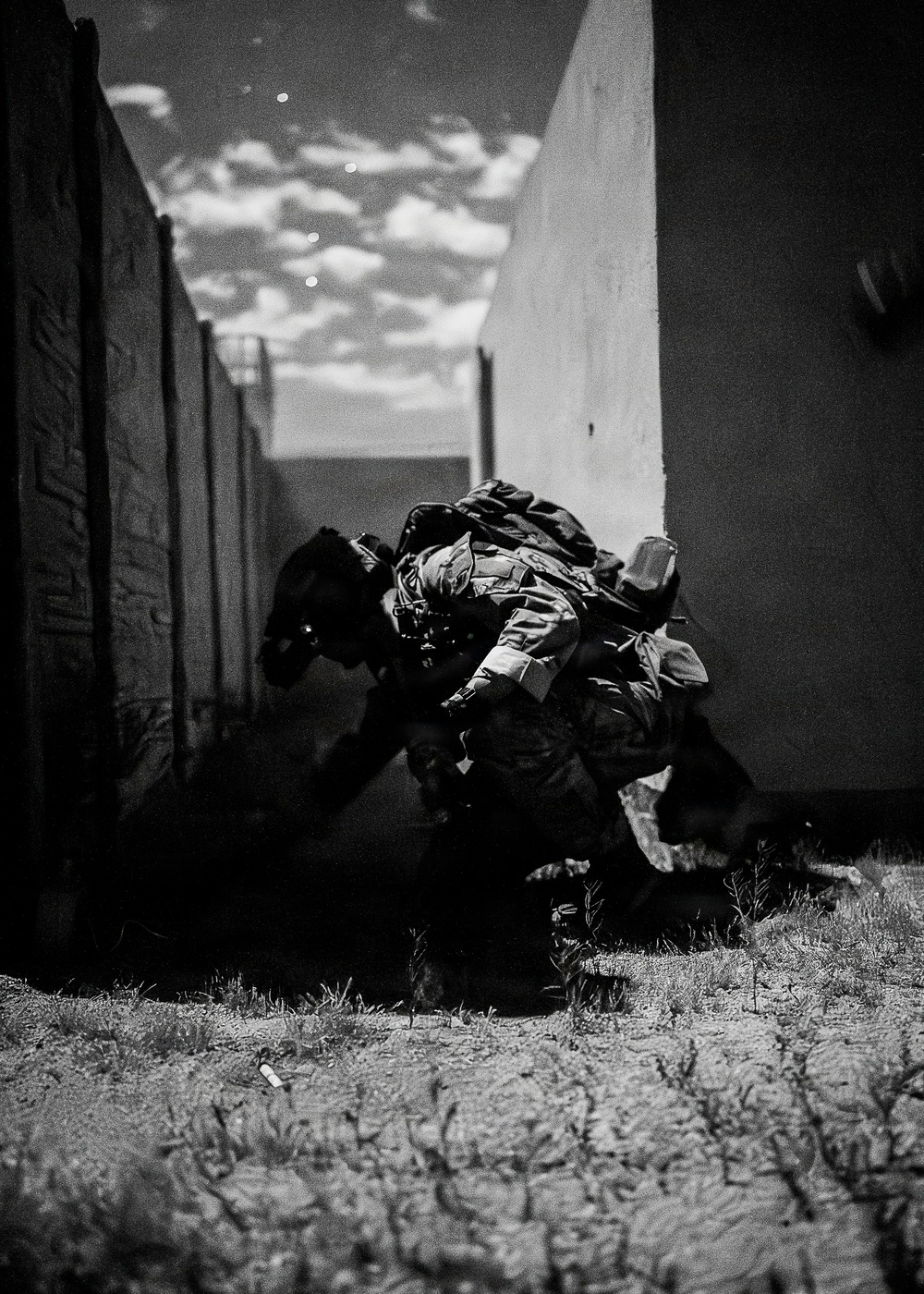 EOD Technicians Conduct a Night Drill