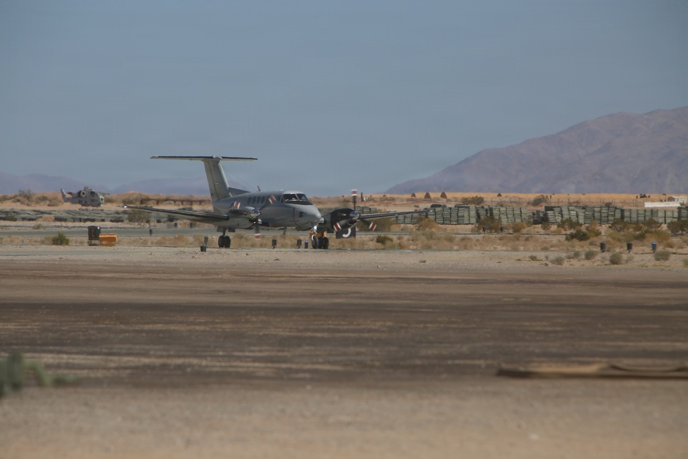 ITX 3-26 | MWSS 473 is greeted by U.S. Marine Corps Col. Joel A. Vanbrunt