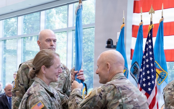 U.S. Army INSCOM Conducts Change of Command Ceremony