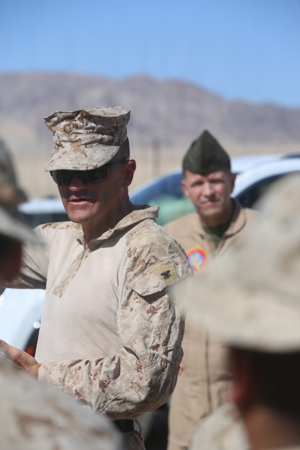 ITX 3-26 | MWSS 473 is greeted by U.S. Marine Corps Col. Joel A. Vanbrunt