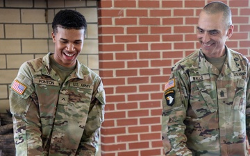Fort Knox ends Army 251st Birthday with cake cutting
