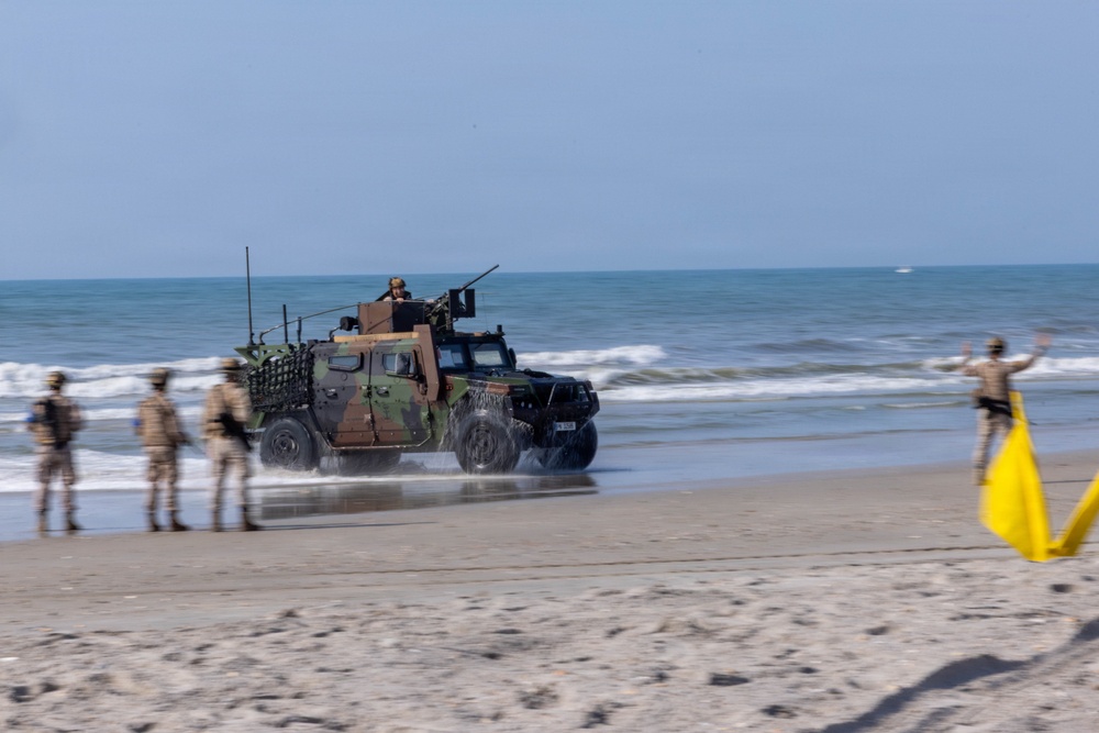 Fleet Exercise 250 | Spanish marine corps offload
