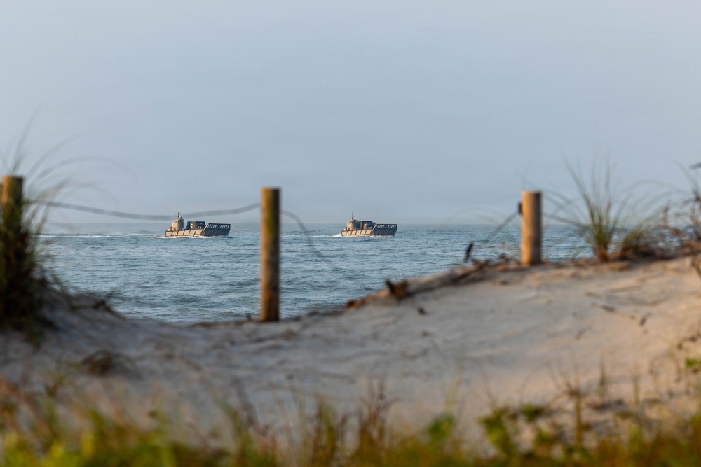 Fleet Exercise 250 | Spanish marine corps offload