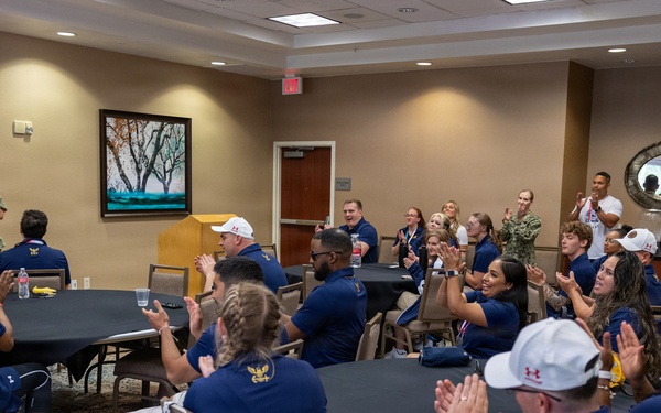 Vice Adm. Scott Gray Meets Team Navy at 2026 Warrior Games
