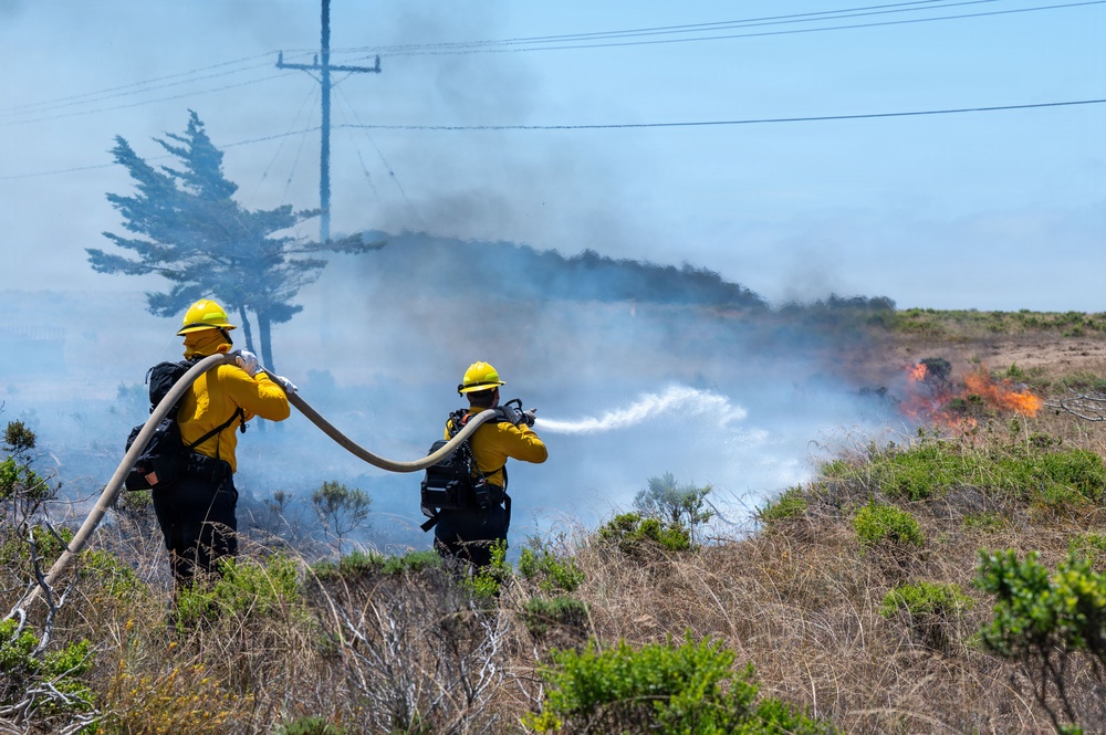 Vandenberg Fire Team Conducts Prescribed Burn Exercise