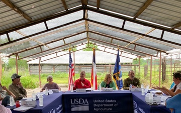 Yantis, Texas Round Table Discussion