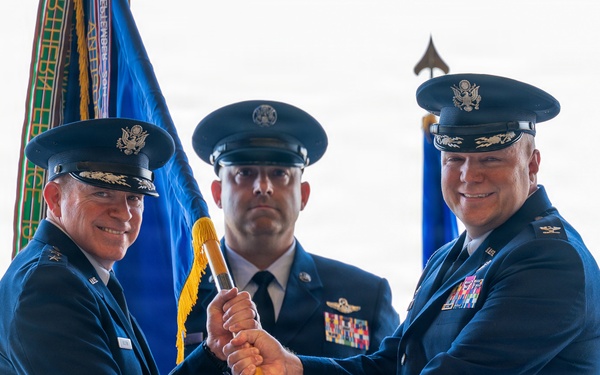 92nd ARW welcomes new commander