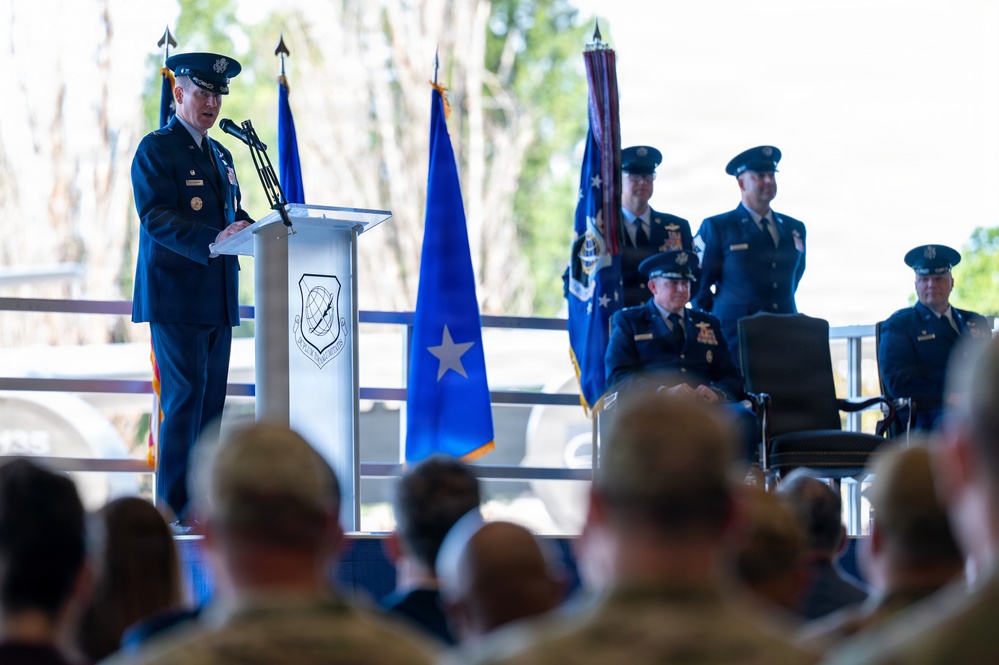 92nd ARW welcomes new commander