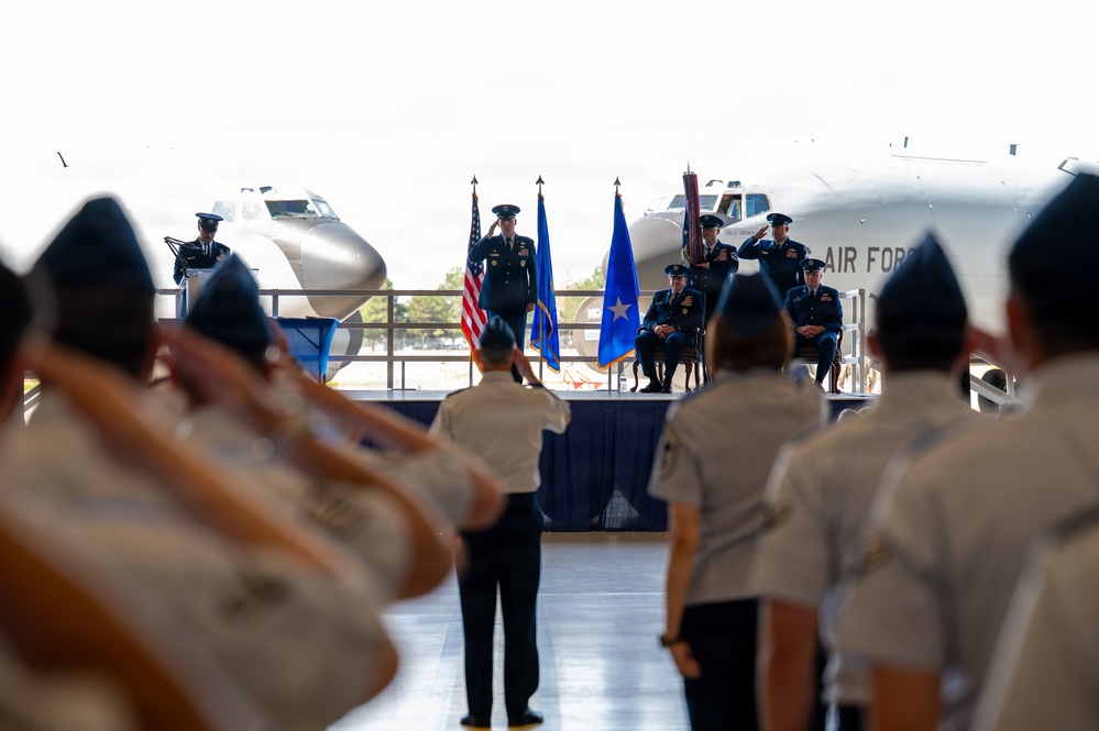 92nd ARW welcomes new commander