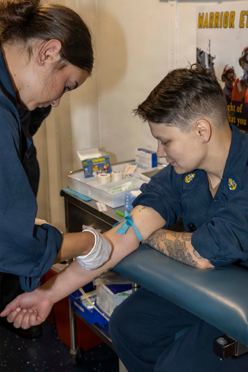 Midshipmen Participate In TCCC Training
