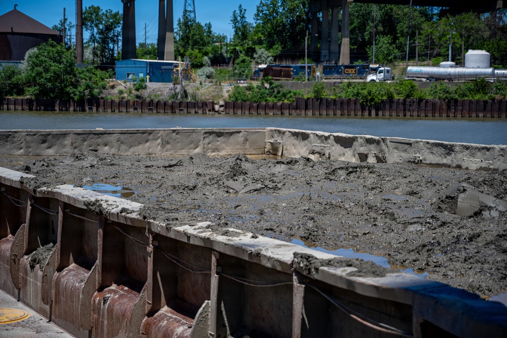 Cleveland Dredging Continues on the Cuyahoga River