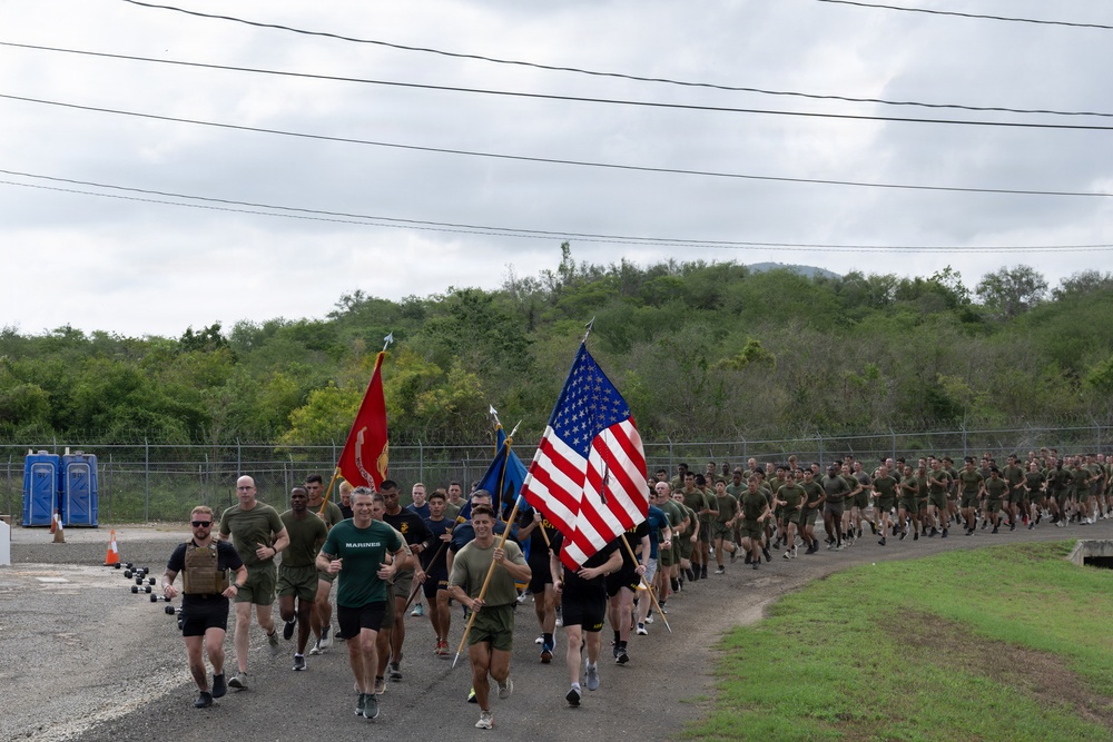 SW Visits GTMO, CENTCOM