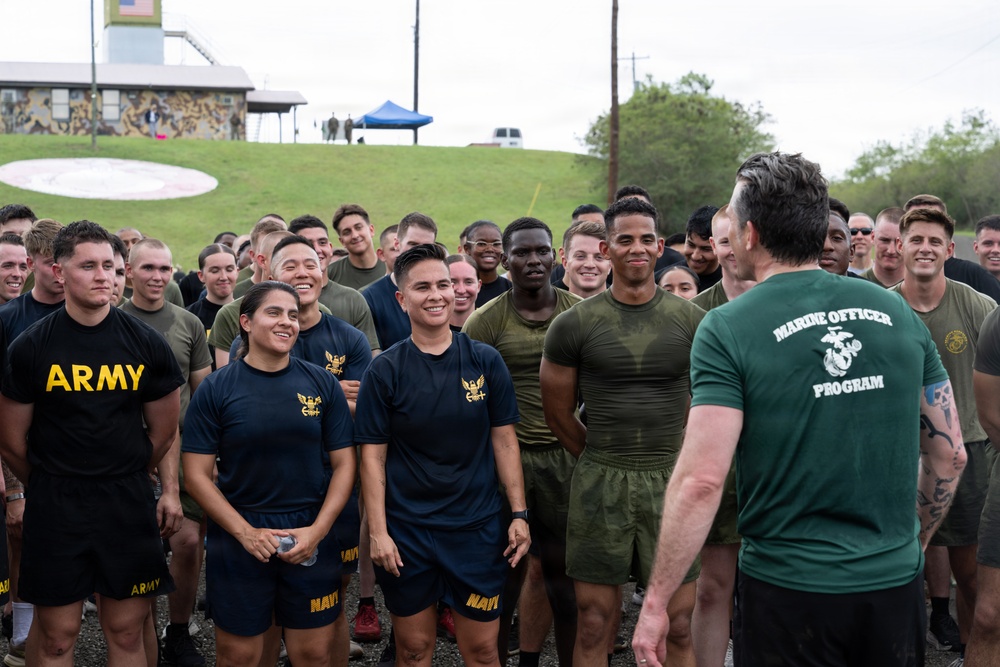 SW Visits GTMO, CENTCOM