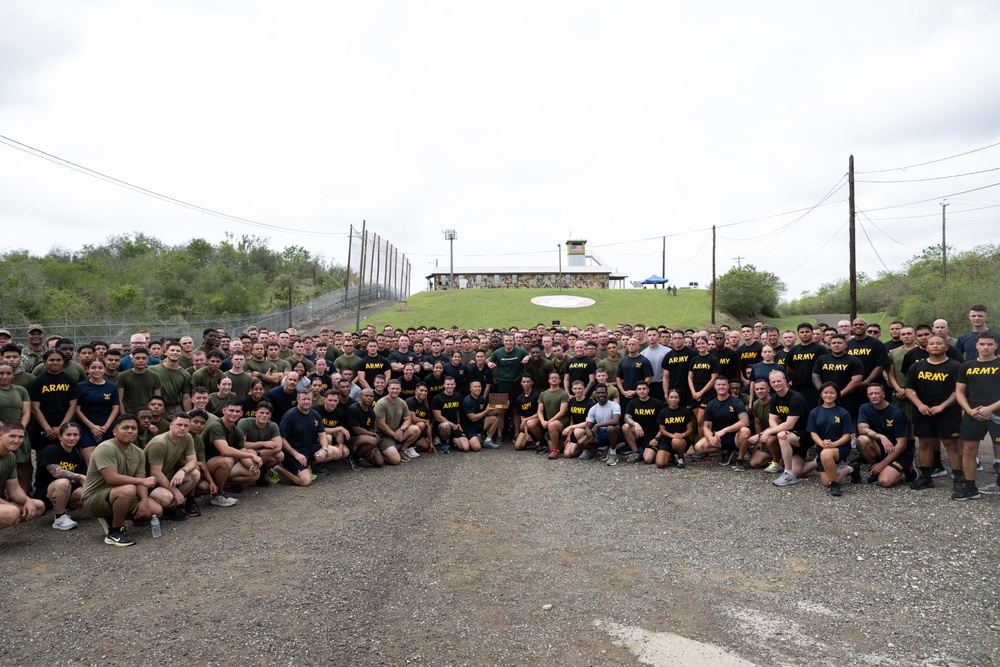 SW Visits GTMO, CENTCOM