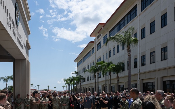 SW Visits GTMO, CENTCOM