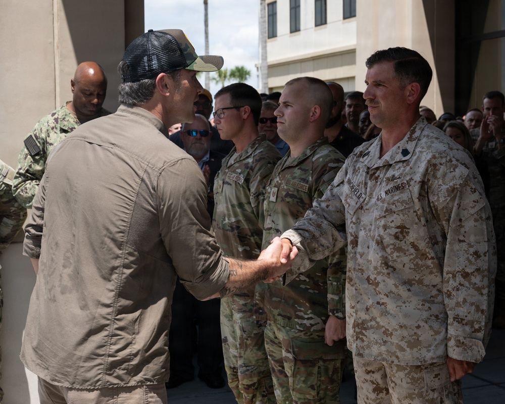 SW Visits GTMO, CENTCOM