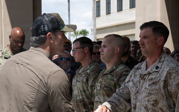SW Visits GTMO, CENTCOM
