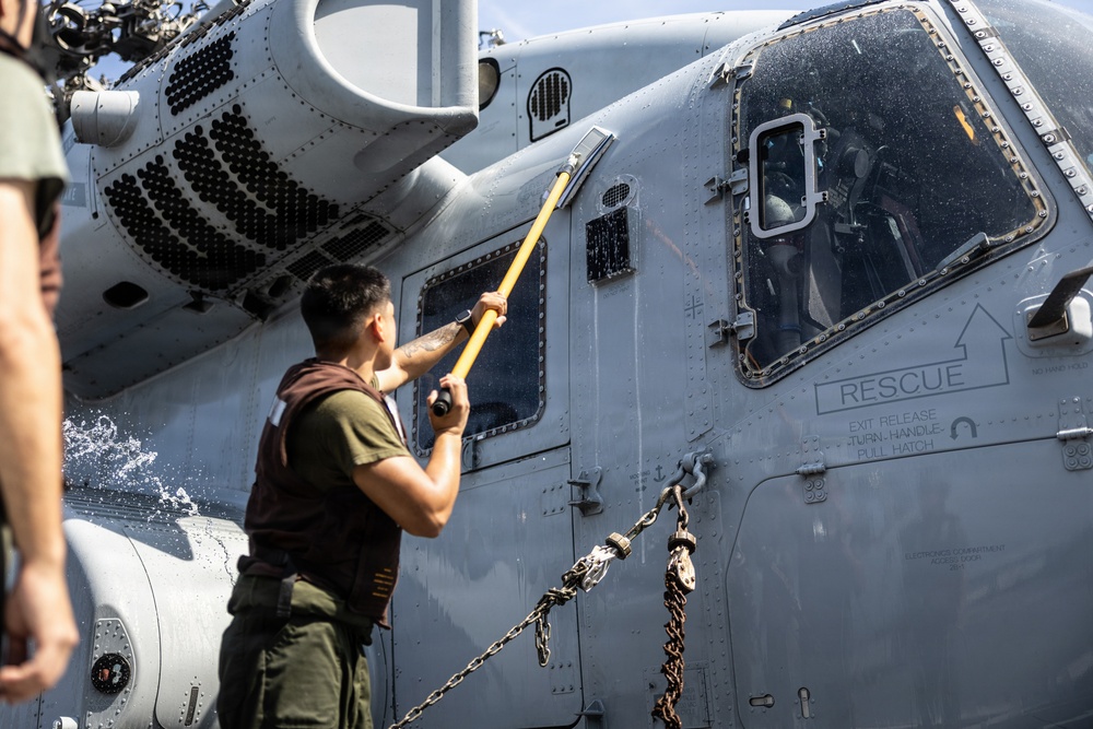 26th Marine Expeditionary Unit’s Type Commanders Amphibious Training | CH-53K Maintenance