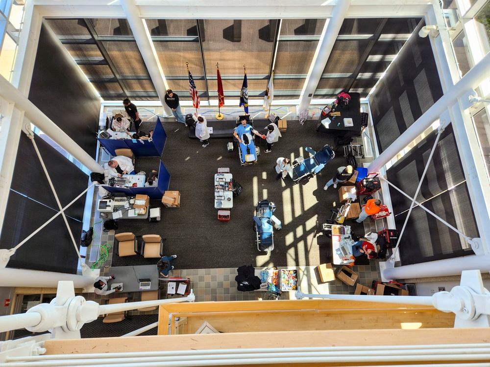 Rolling up their sleeves for the Mission: NH Bremerton and ASBBC