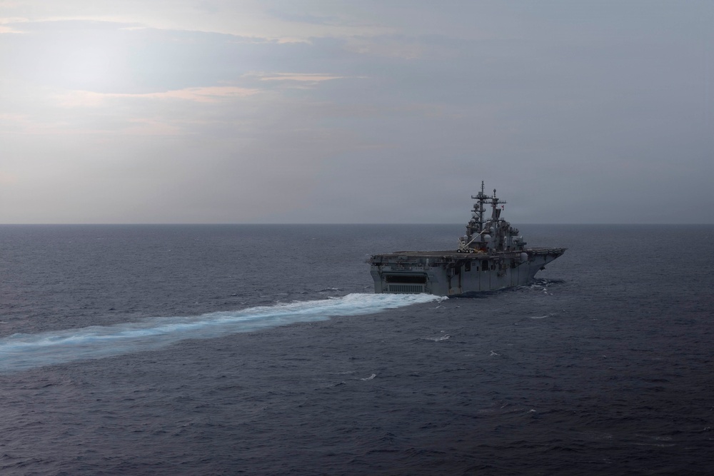 Kearsarge Conducts Flight Deck Operations