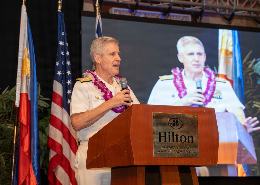 COMPACFLT attends the 128th Anniversary of Philippine Independence Celebration in Honolulu