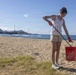 Sailors, Airmen Take Part in Sand Island State Recreation Area Cleanup