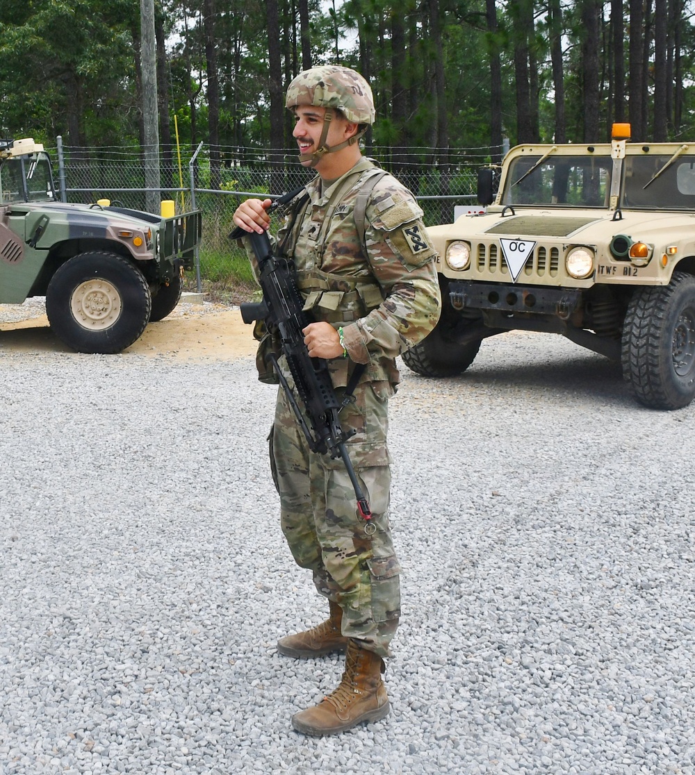 Cuban American Soldier realizes ambitions in Army Reserve