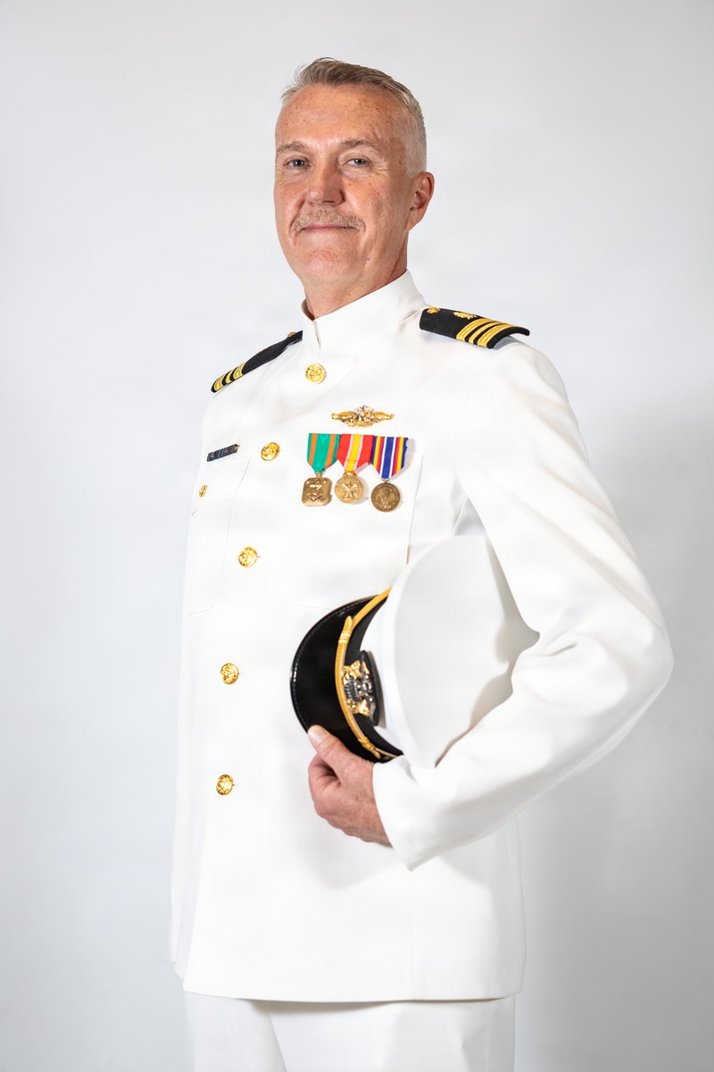 U.S. Sailor Earns Fleet Marine Forces Pin at the Age of 67 in New Orleans