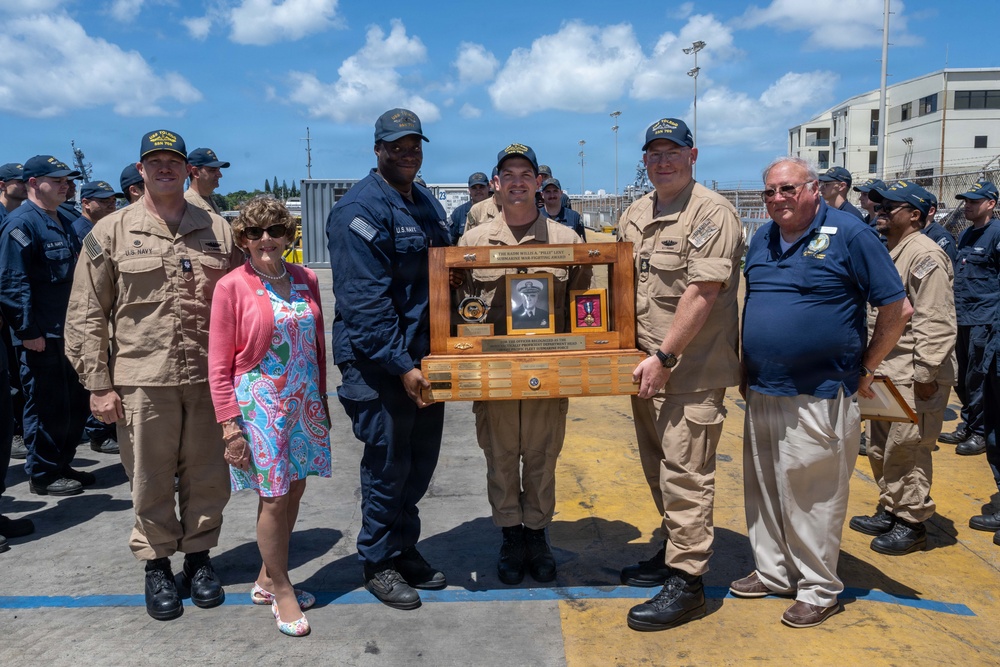 USS Toledo (SSN 769) Sailor receives the    Rear Adm. Willis A. “Pilly” Lent Tactics and Warfighting Award