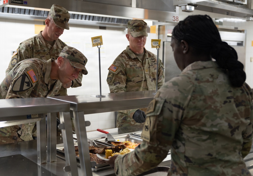 Muleskinner Dining Facility celebrates the Army’s 251st birthday