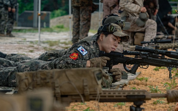 U.S. Marines Participate in the International Sniper Competition: Zero Day