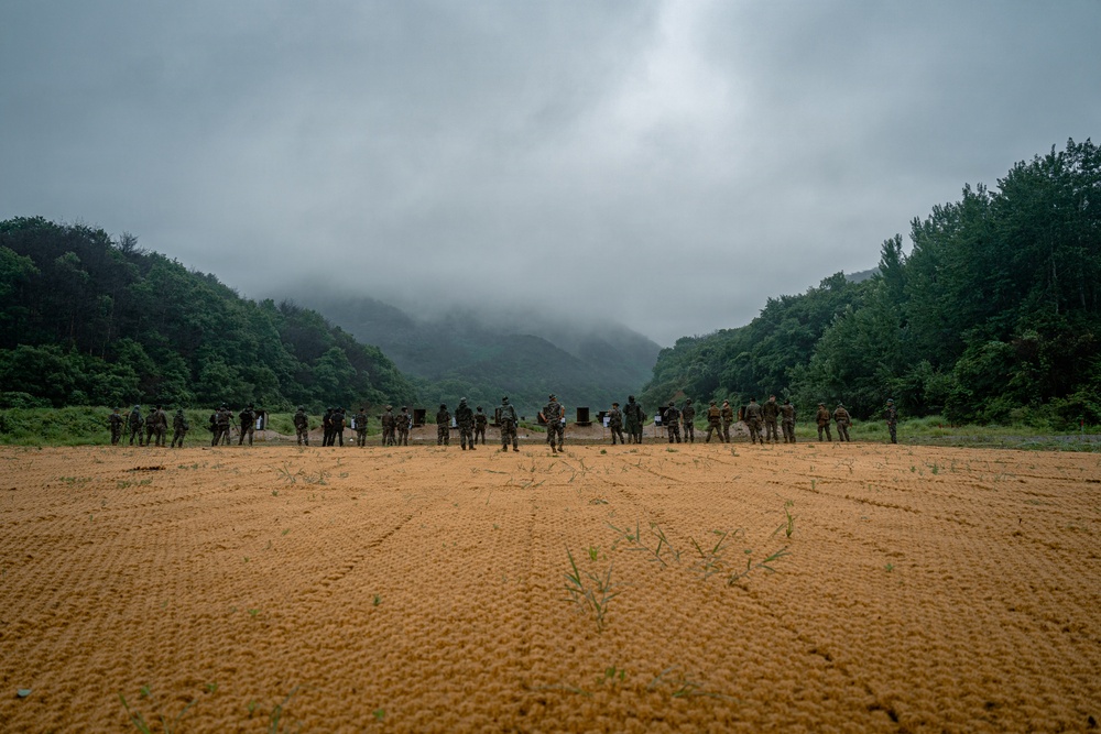 U.S. Marines Participate in the International Sniper Competition: Zero Day