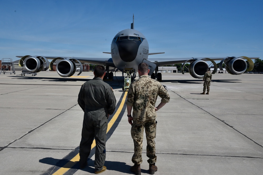 Michigan Air National Guard Hosts German Air Force Officer