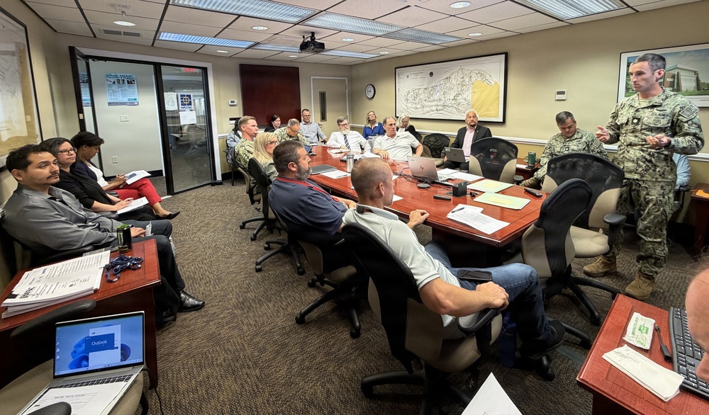 NAVFAC Washington Leadership Engages Field Teams at ROICC Indian Head Day