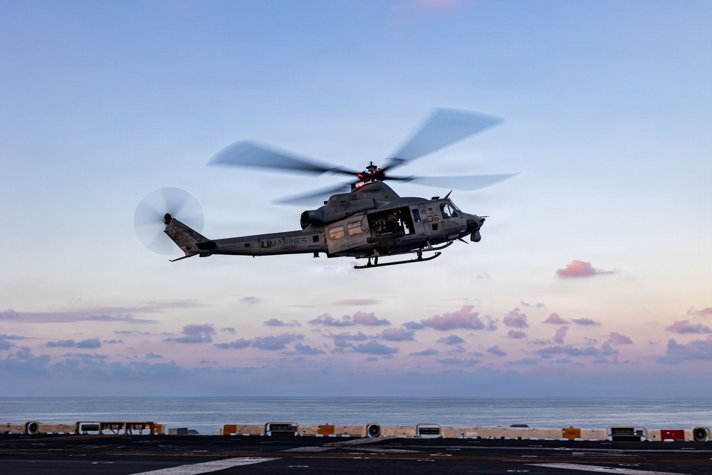 11th MEU Marines, Sailors Conduct Flight Operations Aboard USS Boxer