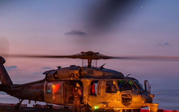 11th MEU Marines, Sailors Conduct Flight Operations Aboard USS Boxer