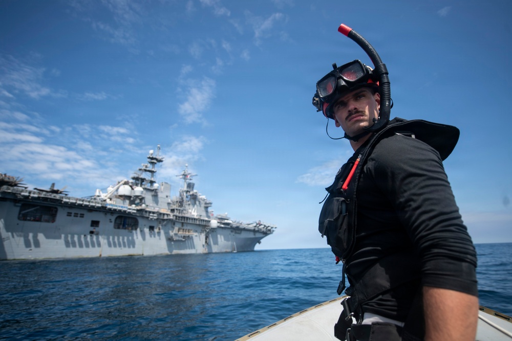 USS Boxer, HSC 21 Conduct Search and Rescue Qualifications