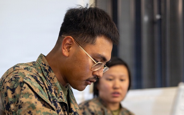 S-6 displays expeditionary SIPR &amp; NIPR capabilities