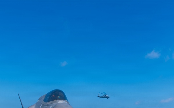 Boxer ARG Conducts Flight Operations