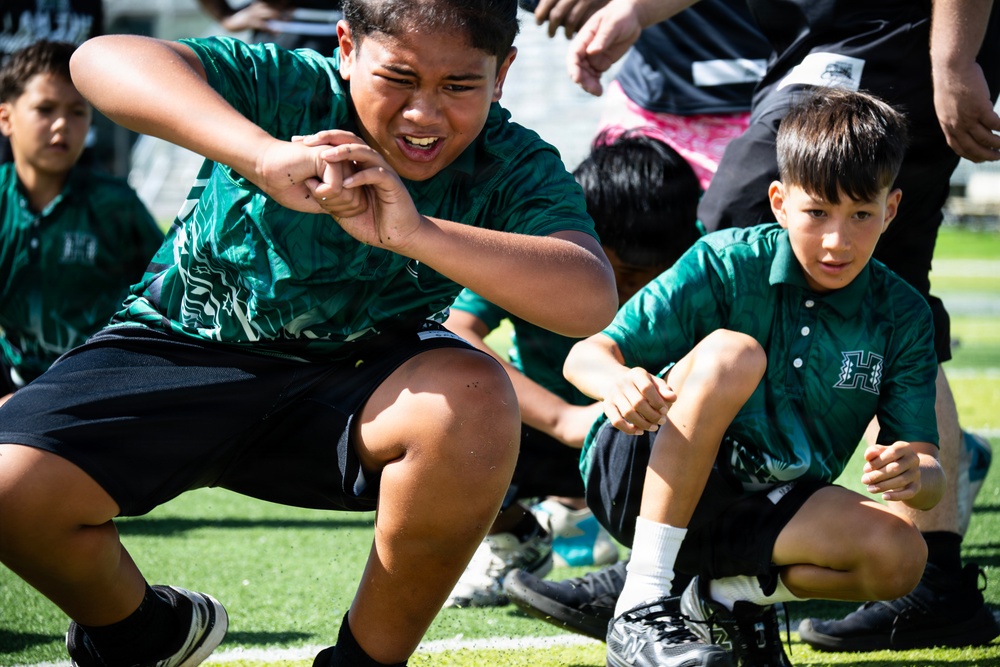 94th Army Air and Missile Defense Command Soldiers volunteer at the Youth Impact Program