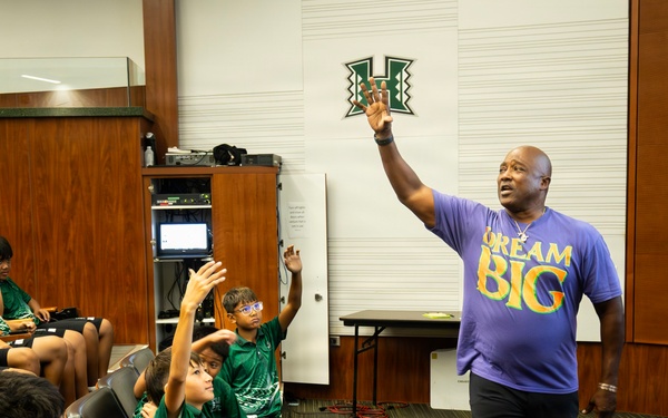 94th Army Air and Missile Defense Command Soldiers volunteer at the Youth Impact Program