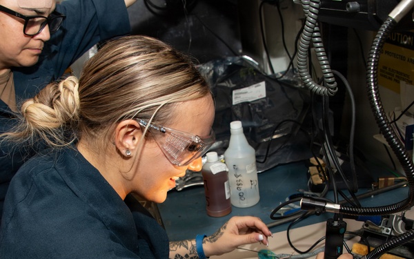 USS Essex AIMD Department Working Aboard