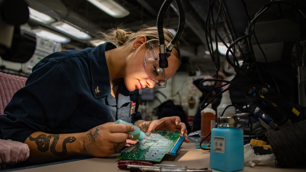 USS Essex AIMD Department working aboard