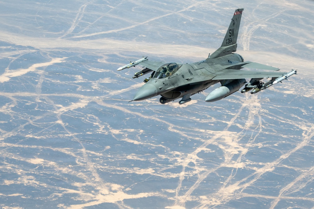 KC-135 refuels F-16s in support USCENTCOM